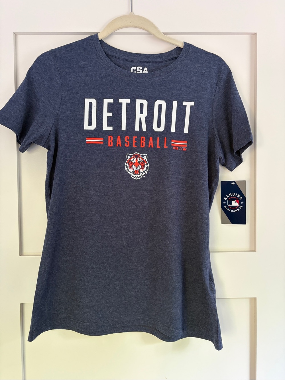 New Detroit Tigers Women’s Medium Blue Tee